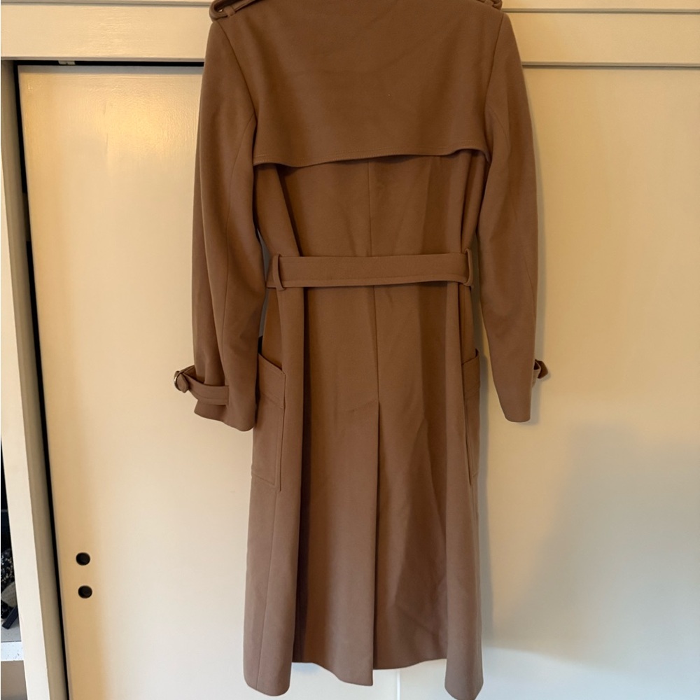 Chloe Classic Tan Trench Coat - Picture 2 of 7